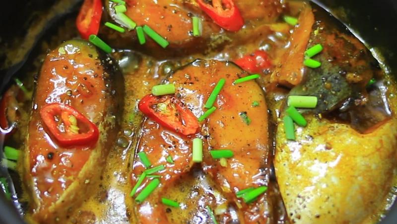 Hướng dẫn sơ chế cá ba sa không tanh đơn giản hiệu quả tại nhà